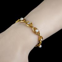 Antique Art Nouveau French Diamond Pearl Bracelet 18ct Gold 3ct Diamond c.1900 (3 of 7) Antique Art Nouveau French Diamond Pearl Bracelet 18ct Gold 3ct Diamond c.1900 (3 of 7)