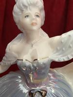 Rare Coalport Limited Edition Figurine "Rain" The Millennium Ball Collection (6 of 9) Rare Coalport Limited Edition Figurine "Rain" The Millennium Ball Collection (6 of 9)