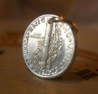 Vintage Pocket Watch Chain Fob 1943 WW2 American Liberty One Dime Coin Fob (2 of 6) Vintage Pocket Watch Chain Fob 1943 WW2 American Liberty One Dime Coin Fob (2 of 6)
