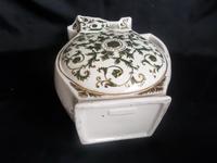 Victorian Jug & Basin Set, Toothbrush Holder / Soap Dish (11 of 12) Victorian Jug & Basin Set, Toothbrush Holder / Soap Dish (11 of 12)