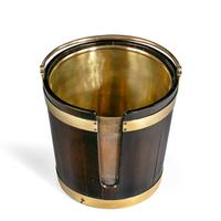 A George III mahogany and brass-bound plate bucket (6 of 6) A George III mahogany and brass-bound plate bucket (6 of 6)