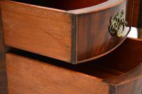 Antique Queen Anne Style Mahogany Kidney Desk / Dressing Table (2 of 11) Antique Queen Anne Style Mahogany Kidney Desk / Dressing Table (2 of 11)