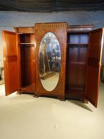 Fine Quality Early 20th Century Mahogany Breakfront Wardrobe (2 of 9) Fine Quality Early 20th Century Mahogany Breakfront Wardrobe (2 of 9)