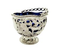 Antique Sterling Silver Basket with Scenes & Blue Glass Liner 1901 (4 of 11) Antique Sterling Silver Basket with Scenes & Blue Glass Liner 1901 (4 of 11)