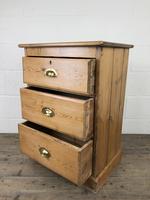Antique Pine Chest of Drawers on a Plinth Base (4 of 13) Antique Pine Chest of Drawers on a Plinth Base (4 of 13)