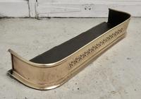 Small Victorian Pierced Brass Fender (2 of 5) Small Victorian Pierced Brass Fender (2 of 5)