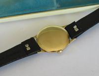 Gents 9ct gold Accurist wrist watch, 1960 (3 of 4) Gents 9ct gold Accurist wrist watch, 1960 (3 of 4)