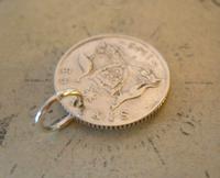 Vintage Pocket Watch Chain Fob 1942 WW2 Australian Silver Sixpence Coin Fob (5 of 7) Vintage Pocket Watch Chain Fob 1942 WW2 Australian Silver Sixpence Coin Fob (5 of 7)