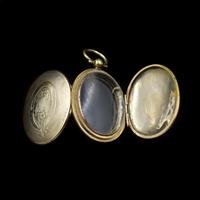 Antique Victorian Rolled Gold Four 4 Picture Double Sided Family Locket Pendant (7 of 9) Antique Victorian Rolled Gold Four 4 Picture Double Sided Family Locket Pendant (7 of 9)