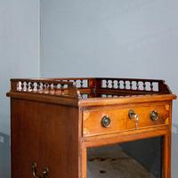 Display cabinet and chest (2 of 10) Display cabinet and chest (2 of 10)