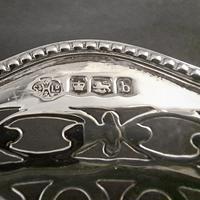 George V Silver Pierced Bowl (4 of 4) George V Silver Pierced Bowl (4 of 4)
