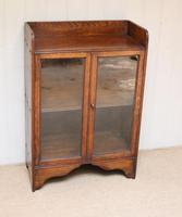 Small Proportioned Oak Glazed Bookcase (8 of 10) Small Proportioned Oak Glazed Bookcase (8 of 10)