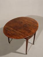 A Good Late 18th Century Pembroke Table (5 of 5) A Good Late 18th Century Pembroke Table (5 of 5)