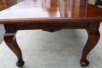 1920s Quality Mahogany Wind Out Dining Table + 3 Leaves on Cab Legs (3 of 3) 1920s Quality Mahogany Wind Out Dining Table + 3 Leaves on Cab Legs (3 of 3)