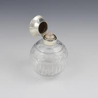Silver, Lilac Guilloche Enamel & Cut Glass Scent Bottle (5 of 12) Silver, Lilac Guilloche Enamel & Cut Glass Scent Bottle (5 of 12)