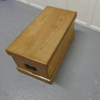 Victorian Pine Blanket Box, Coffee Table (6 of 6) Victorian Pine Blanket Box, Coffee Table (6 of 6)