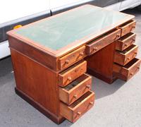 1920s Solid Mahogany Pedestal Desk with Green Top (3 of 4) 1920s Solid Mahogany Pedestal Desk with Green Top (3 of 4)