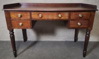 Victorian Mahogany Kneehole Desk / Writing Table / Dressing Table (8 of 8) Victorian Mahogany Kneehole Desk / Writing Table / Dressing Table (8 of 8)