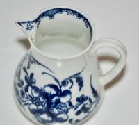 Worcester Sparrow-Beak Jug - 'Mansfield' Pattern c1770 / 1790 (3 of 8) Worcester Sparrow-Beak Jug - 'Mansfield' Pattern c1770 / 1790 (3 of 8)