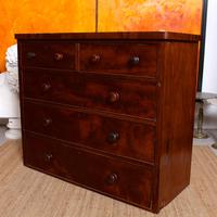 Cuban Mahogany Chest of Drawers 19th Century (12 of 14) Cuban Mahogany Chest of Drawers 19th Century (12 of 14)
