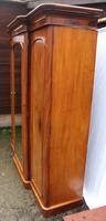 1900's Large Mahogany Mirrored 3 Door Wardrobe with Slides. (4 of 6) 1900's Large Mahogany Mirrored 3 Door Wardrobe with Slides. (4 of 6)