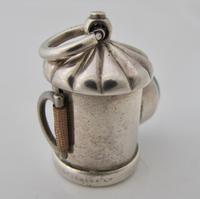Victorian silver novelty lantern tape measure, Henry William Dee London1874 (6 of 7) Victorian silver novelty lantern tape measure, Henry William Dee London1874 (6 of 7)