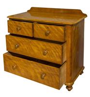 A Victorian Birch Satinwood Chest of Drawers (7 of 7) A Victorian Birch Satinwood Chest of Drawers (7 of 7)