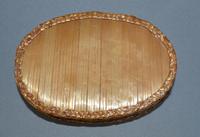Late C18th French straw-work oval snuff-box (3 of 5) Late C18th French straw-work oval snuff-box (3 of 5)