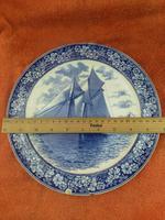 1901 Wedgwood Etruria Queensware "The Intrepid" Boat Plate (4 of 10) 1901 Wedgwood Etruria Queensware "The Intrepid" Boat Plate (4 of 10)