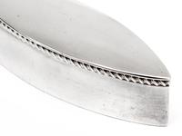 Oval Silver Trinket or Jewellery Box with a Hinged Lid and Gadroon Border (3 of 6) Oval Silver Trinket or Jewellery Box with a Hinged Lid and Gadroon Border (3 of 6)