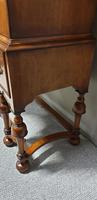 Outstanding Burr Walnut Chest of Drawers on Stand (7 of 14) Outstanding Burr Walnut Chest of Drawers on Stand (7 of 14)