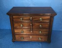 Victorian mahogany miniature chest of drawers (7 of 18) Victorian mahogany miniature chest of drawers (7 of 18)