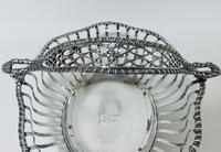 Antique Georgian 18th Century Solid Silver Swing Handle Bread Basket 1774 (5 of 19) Antique Georgian 18th Century Solid Silver Swing Handle Bread Basket 1774 (5 of 19)