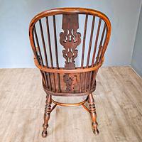 19th Century Yew Wood Windsor Chair (4 of 4) 19th Century Yew Wood Windsor Chair (4 of 4)