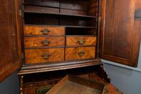 Early 18th Century Walnut Secretaire Writing Cabinet (31 of 31) Early 18th Century Walnut Secretaire Writing Cabinet (31 of 31)