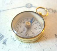 Vintage French Pocket Watch Chain Compass Fob 1940s Chunky Brass Drum Case Fwo (2 of 10) Vintage French Pocket Watch Chain Compass Fob 1940s Chunky Brass Drum Case Fwo (2 of 10)