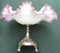 Large Art Nouveau Silver Plated & Fluted Milk Glass Comport (3 of 5) Large Art Nouveau Silver Plated & Fluted Milk Glass Comport (3 of 5)