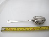Rare Victorian silver patented ‘Teaette’ tea infuser George Gillett London 1898 (2 of 9) Rare Victorian silver patented ‘Teaette’ tea infuser George Gillett London 1898 (2 of 9)