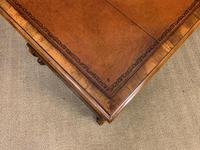 Burr Walnut Carolean Style Writing Desk (16 of 17) Burr Walnut Carolean Style Writing Desk (16 of 17)