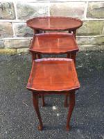Antique Mahogany Nest of 3 Tables (8 of 8) Antique Mahogany Nest of 3 Tables (8 of 8)