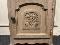Pair of French Bleached Oak Bedside Cupboards (12 of 13) Pair of French Bleached Oak Bedside Cupboards (12 of 13)