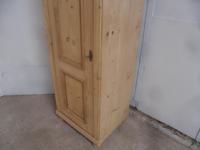 Mint Clean Antique Pine 1 Door Child's Wardrobe to wax / paint (3 of 10) Mint Clean Antique Pine 1 Door Child's Wardrobe to wax / paint (3 of 10)