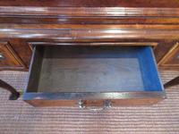 George I Period Figured Walnut Chest on Stand (7 of 12) George I Period Figured Walnut Chest on Stand (7 of 12)