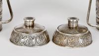 Chinese Pair of Qing Silver Metal Handled Lidded Containers (18 of 22) Chinese Pair of Qing Silver Metal Handled Lidded Containers (18 of 22)