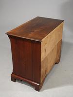 Good George II Period Mahogany Chest of Drawers of Small Proportions (5 of 5) Good George II Period Mahogany Chest of Drawers of Small Proportions (5 of 5)