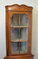 Walnut Corner Cabinet, Queen Anne Style (7 of 8) Walnut Corner Cabinet, Queen Anne Style (7 of 8)