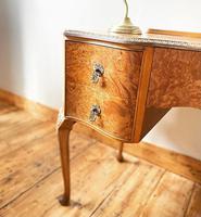 Burr Walnut Dressing Table / Desk / Vanity Table / Sideboard (2 of 5) Burr Walnut Dressing Table / Desk / Vanity Table / Sideboard (2 of 5)