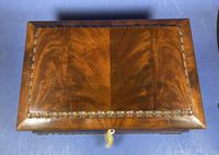William IV Flame Mahogany Jewellery Box (13 of 20) William IV Flame Mahogany Jewellery Box (13 of 20)