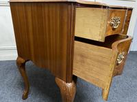 Burr Walnut Dressing Table or Desk by Gillows (8 of 16) Burr Walnut Dressing Table or Desk by Gillows (8 of 16)