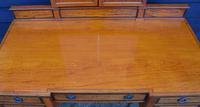 Superb Quality Edwardian Satinwood Dressing Table with Mirrors c.1901 (6 of 14) Superb Quality Edwardian Satinwood Dressing Table with Mirrors c.1901 (6 of 14)
